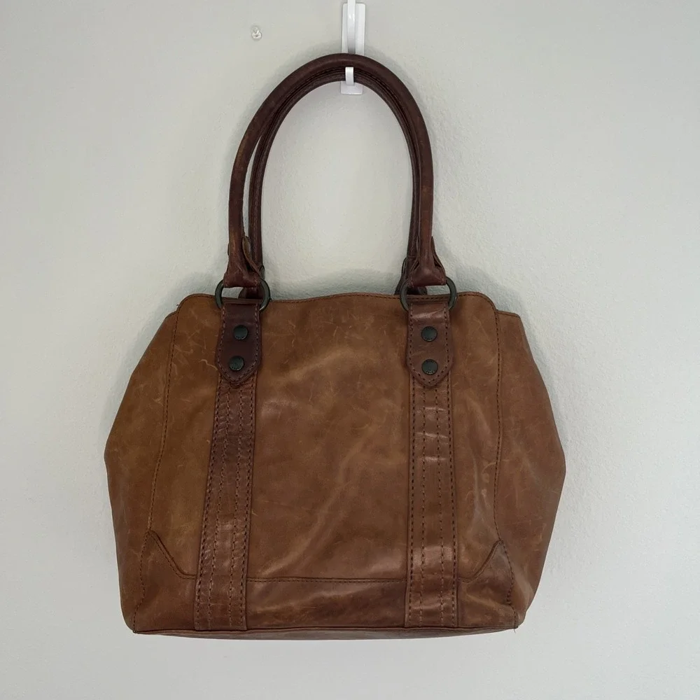 Frye Melissa Brown Cognac Leather Shoulder Bag  Distressed Boho Western New
